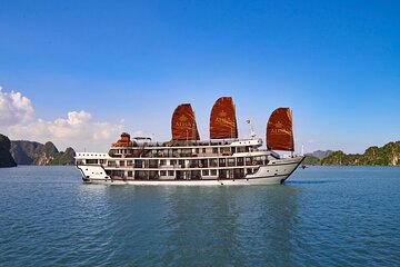 From Hanoi: Alisa Luxury Cruise 5-Star Journey Explore Halong Bay