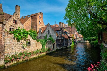 Explore Bruges in 60 minutes with a Local