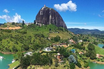 Guatape Private Tour. Farm, Boat Ride, La Piedra and more...