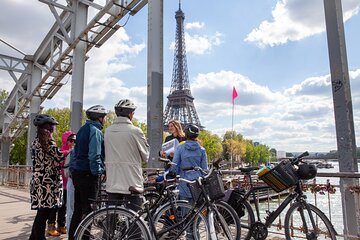 Paris along the Seine: guided tour of the greatest monuments