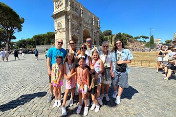 Kid-Friendly Colosseum and Ancient Rome Forum Private Guided Tour