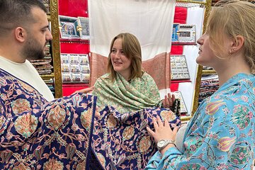 Private Shopping in Grandbazaar with Local Personal Shopper