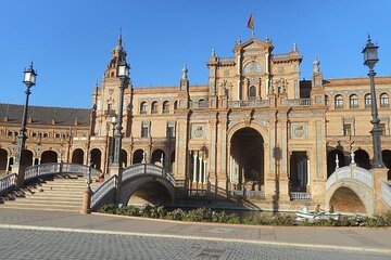 Kid-Friendly Seville City Private Guided Tour for Families