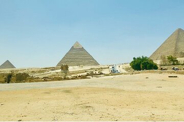 Full Day Tour in Pyramids Sphinx and Egyptian Musume -Hurghada