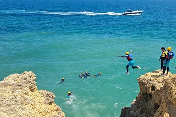 CLIFF JUMPING tour - Coasteering in Albufeira 