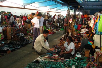 Nairobi Airport Layover Shopping Artifacts at Masai Market