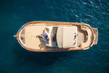 Private Boat Tour of Capri From Sorrento on Sorrentine "GOZZO"