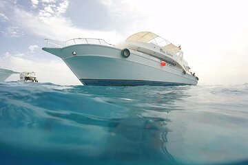 From Hurghada: Private Experience by Luxury Boat on Red Sea