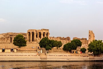 4 Day 3 Night Nile Cruise from Aswan to Luxor 