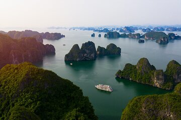 3 Days 2 Nights Explore Halong Bay Luxury Escape on Apple Cruise