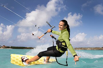 Kitesurfing 2-Hours for Beginners with Transfer in Hurghada