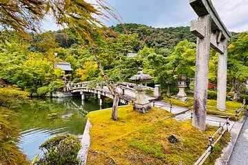 Kyoto Autumn Temple Tour: Heian Jingu, Nanzenji, Maples & Secrets