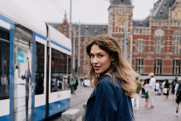 Personalized Hidden Gems of Amsterdam Private Tour with a Local