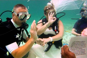 Deep Love Unique Underwater Wedding Proposal Adventure - Hurghada