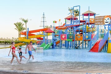 Hurghada: Makadi Water World with Lunch & Transfers