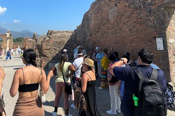 Tour to Pompeii and Vesuvius with lunch including lunch transfer guide