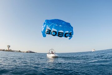 Orange Bay Island Boat Trip, Snorkeling and Parasailing-Hurghada