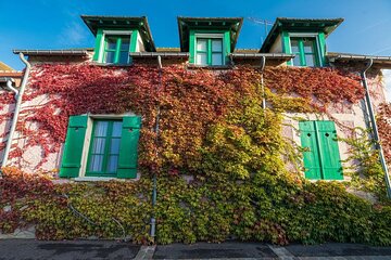 Normandy Giverny Rouen Honfleur Private Trip from Paris