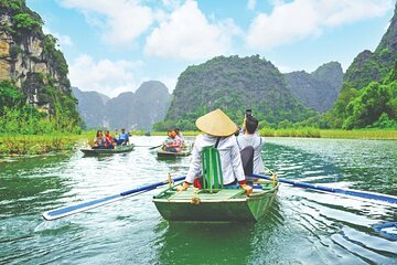 From Hanoi - Ninh Binh: Mua Cave, Hoa Lu and Tam Coc Boat Tour 