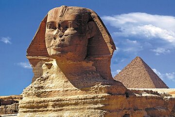 Cairo Day Trip: Visit Pyramids, Museum, Sphinx & Lunch - Hurghada