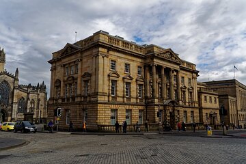 Edinburgh Enchantment 3 hour Private Walking Experience