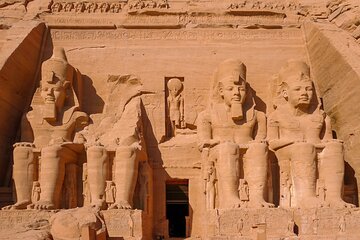Private Day Trip to Abu Simbel Temple with Guide from Luxor