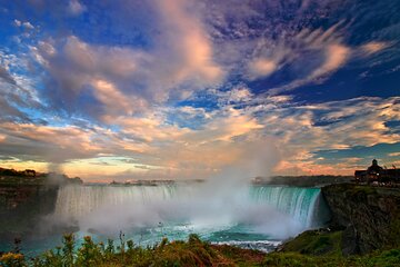 Niagara Falls Private Day Tour from Toronto