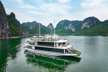 From Hanoi: Halong Hercules Premium, Buffet Lunch & Limousine