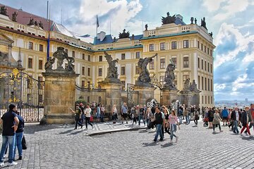 3 Hour Prague Private Sightseeing Tour with Beer Tasting