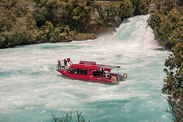 Wai-O-Tapu Rotorua & Huka Falls River Cruise Tour from Auckland