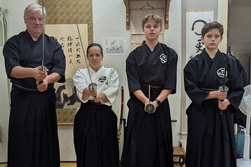 Samurai Sword Experience in Tokyo: Includes Photo Opportunities