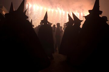 Modern bonfires: Edinburgh Demonologists, Witches and Wizards