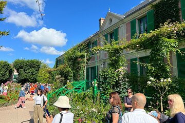 Monet & Van Gogh Giverny Auvers sur Oise Private Tour from Paris