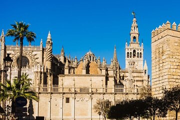 Seville:Private Tour Cathedral and Giralda entrance included skip the line