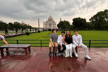 All Inclusive Taj Mahal Agra Tour By Private Car From Delhi
