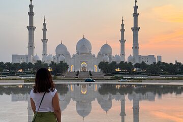 Private Abu Dhabi Full Day Modern Tour 