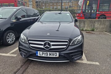 One Way Taxi Transfer from Heathrow Airport to Harwich Seaport