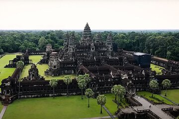 Magically Smart Angkor Explorer's Elderly Highly Recommended