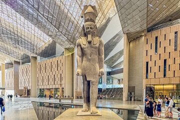 Grand Egyptian Museum and Pyramids of Giza Private Tour 