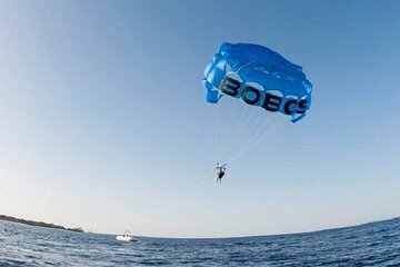 Parasailing, Banana & Quadra boat With Transfer - Sharm El Sheikh