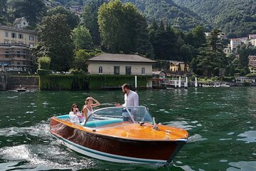 Private tour in classic wooden boat