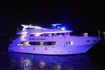 Boat Party Belly Dancing, Live Band & Dinner – Sharm El Sheikh