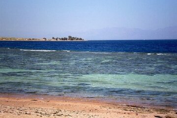 3 Pools & Dahab City Day Tour with Camel Ride – Sharm El Sheikh