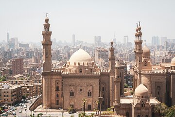 Private Transfer in Cairo to Explore the City and Beyond