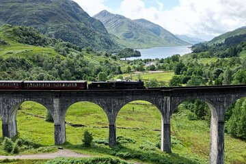 Glenfinnan, Glencoe and Scottish Highlands Day Tour