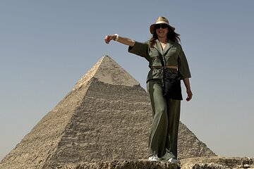 Giza Pyramids Sakkara Memphis Full Day Tour