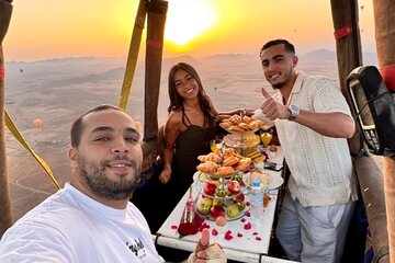 Top vip one hour private flight royal breakfast on board 