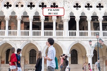 Kingly Venice: Doge Palace Ticket, Guided Tour & History Gallery