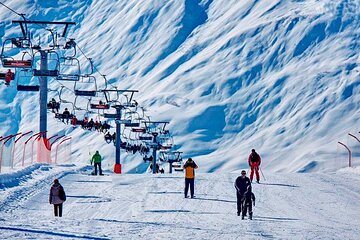 Private One-Way 4x4 Transfer Tbilisi to Gudauri & Bakuriani
