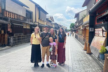 1 Day Kyoto Tour with a Local Guide